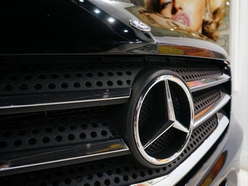 Used 2015 Mercedes-Benz Sprinter 2500 image 16