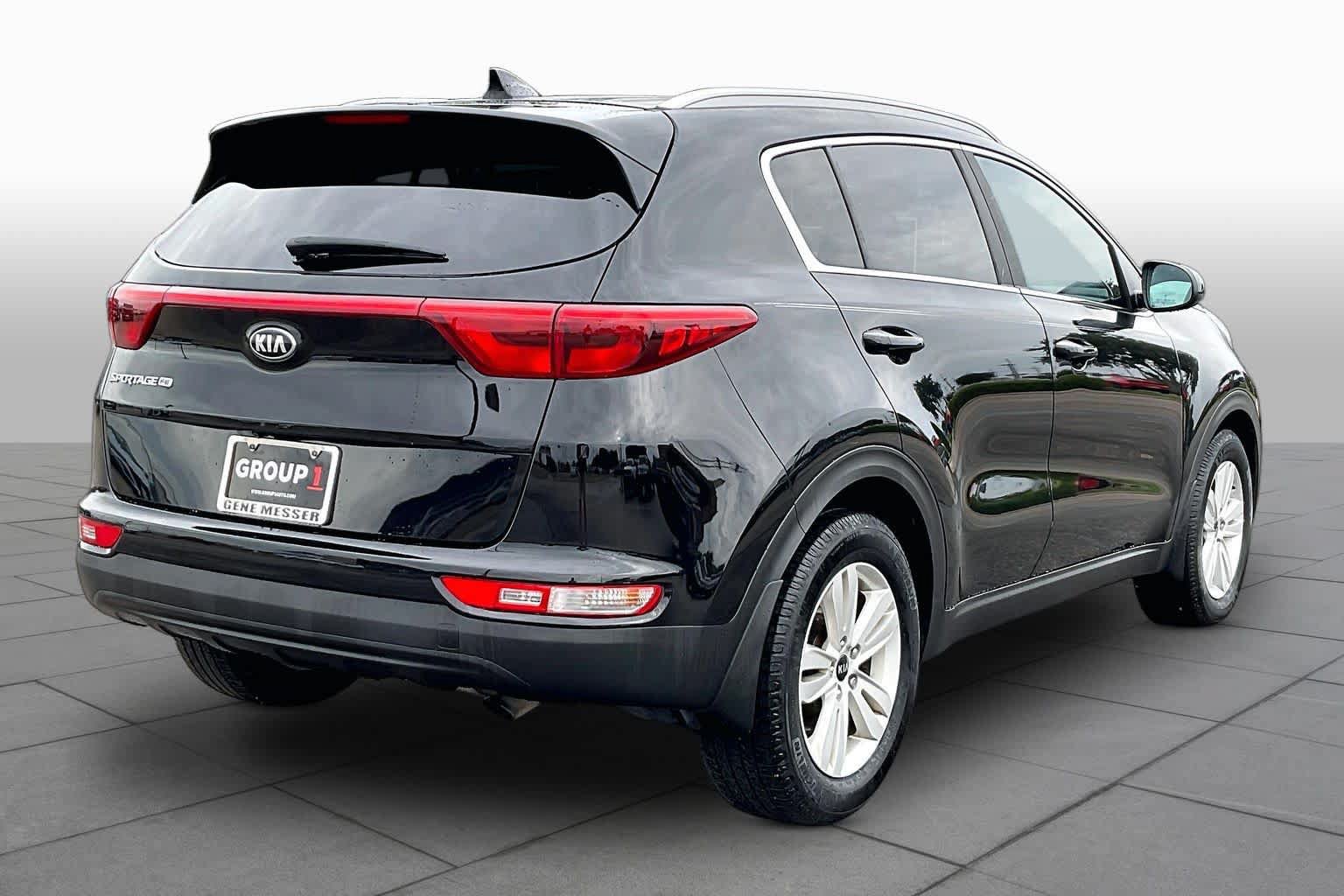 Used 2017 Kia Sportage LX w/ LX Popular Package FWD image 12