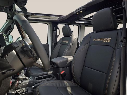 New 2025 Jeep Wrangler Unlimited Rubicon 392 image 13