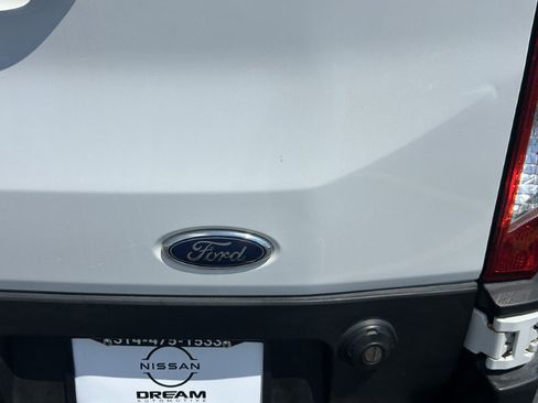 Used 2019 Ford Transit 150 148 Low Roof RWD image 10