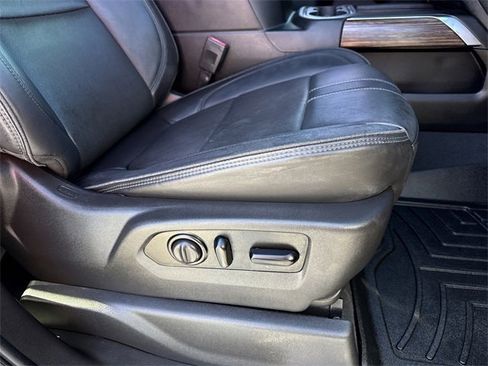 Used 2021 Chevrolet Silverado 2500 High Country w/ Z71 Off-Road Package image 26