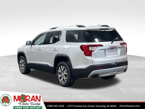 Used 2020 GMC Acadia SLT w/ Driver Alert Package II image 4