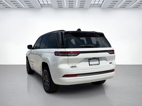 New 2026 Jeep Grand Cherokee Summit w/ Obsidian Package AWD/4WD image 5