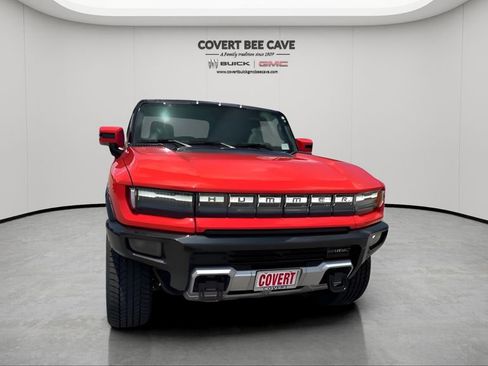 New 2025 GMC Hummer EV 2X w/ LPO, Dark Essentials Package image 5