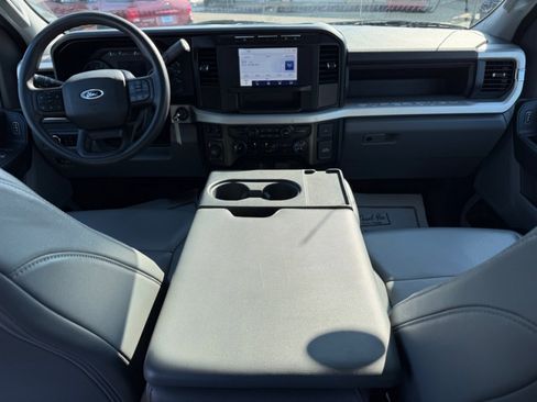 Used 2023 Ford F250 XL w/ FX4 Off-Road Package image 19