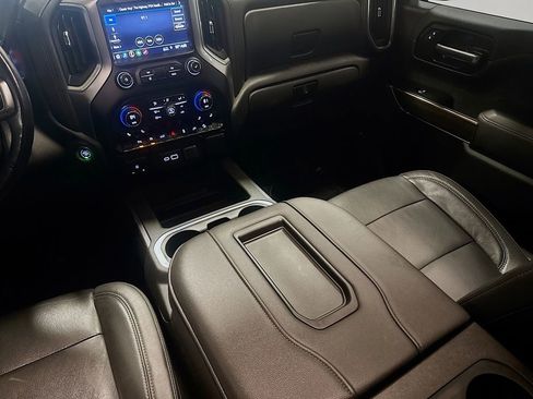 Used 2019 Chevrolet Silverado 1500 LT Trail Boss image 29