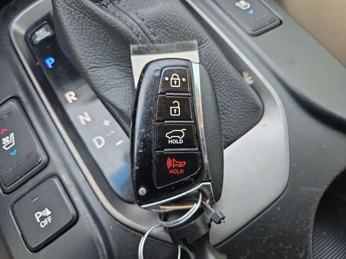 Used 2014 Hyundai Santa Fe GLS FWD image 33