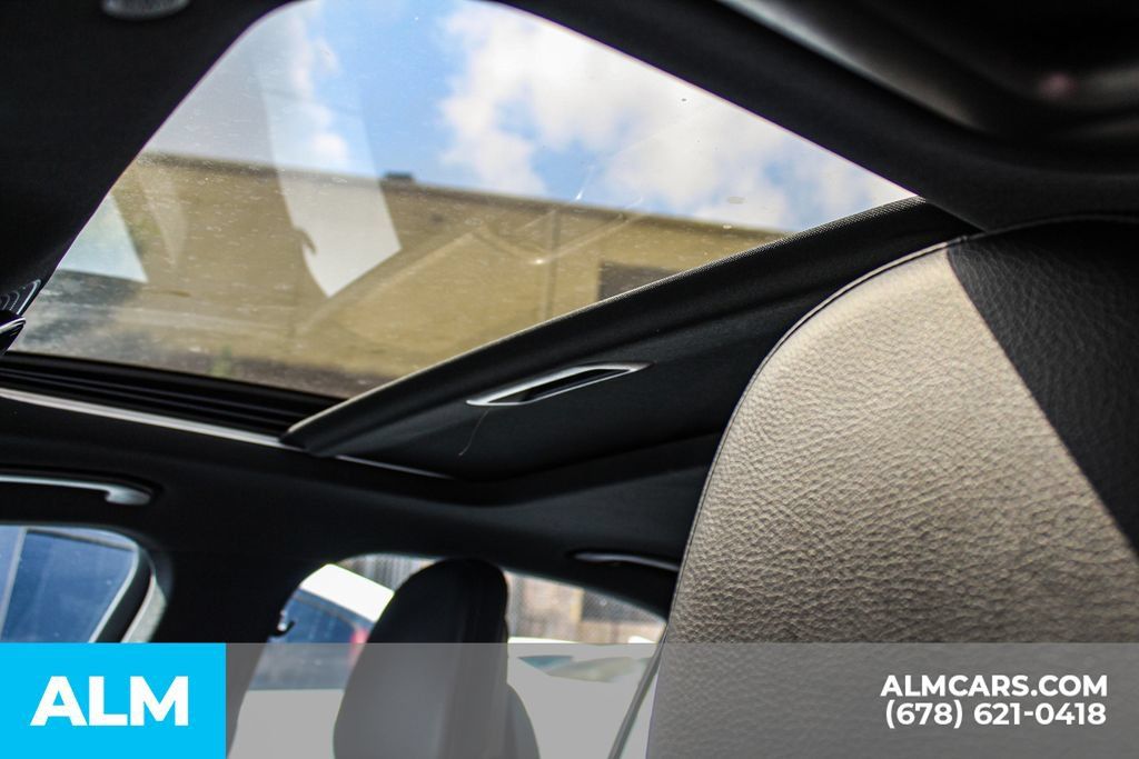 Used 2024 Mercedes-Benz C 300 Sedan image 20