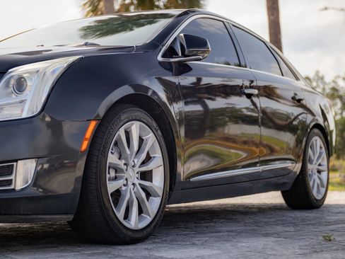Used 2016 Cadillac XTS Luxury AWD/4WD image 8
