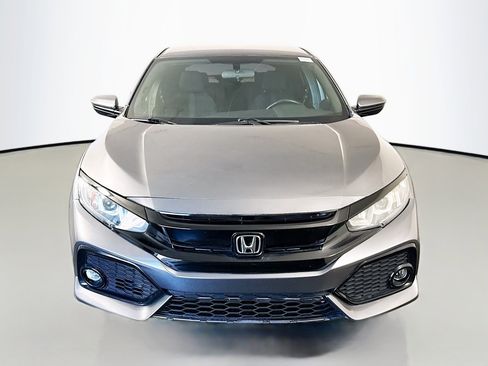 Used 2018 Honda Civic Sport image 2