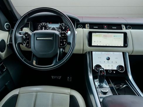Used 2020 Land Rover Range Rover Sport HSE Dynamic image 15