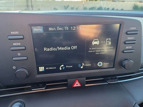 Certified 2025 Hyundai Elantra Sport image 24