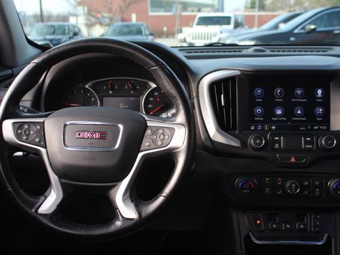 Used 2021 GMC Terrain SLT image 24