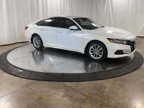 Used 2022 Honda Accord LX image 4
