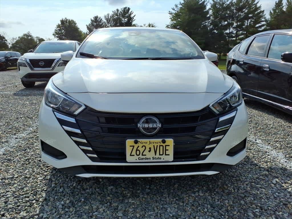 Used 2024 Nissan Versa SV FWD image 6