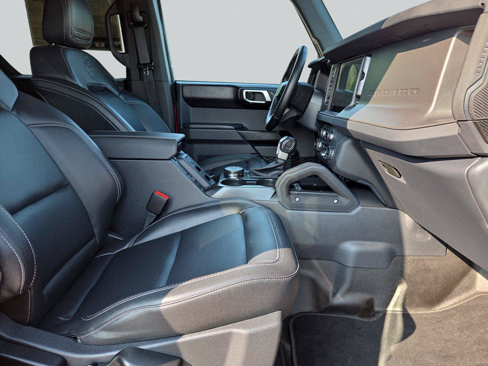 Used 2025 Ford Bronco Badlands AWD/4WD image 40