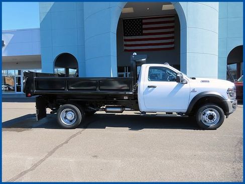 New 2026 RAM 5500 Tradesman w/ Chrome Appearance Group AWD/4WD image 2