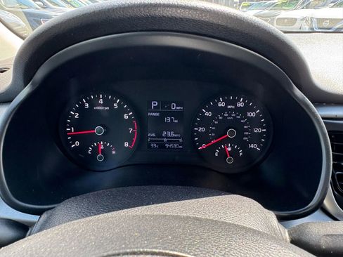 Used 2019 Kia Rio LX image 18