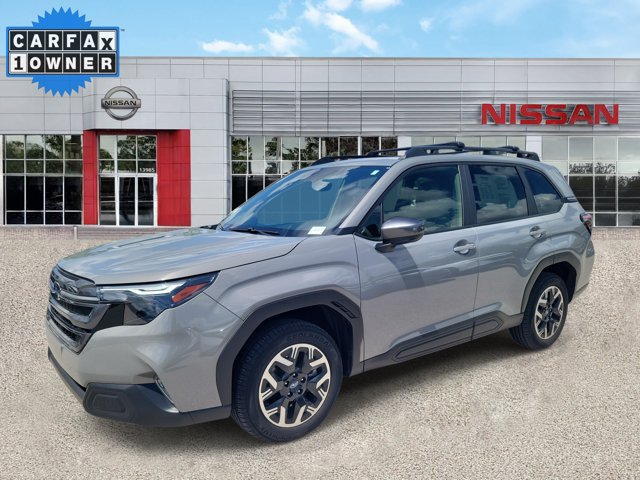 Used 2025 Subaru Forester Premium AWD/4WD image 6