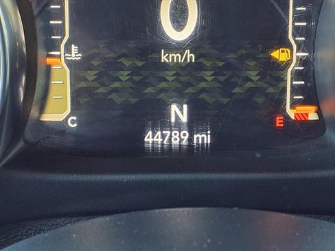 Used 2021 Jeep Wrangler Unlimited Rubicon w/ Dual Top Group image 38