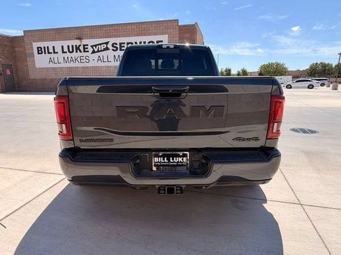 Used 2025 RAM 3500 Laramie AWD/4WD image 9