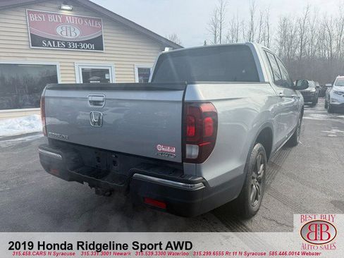 Used 2019 Honda Ridgeline Sport image 6