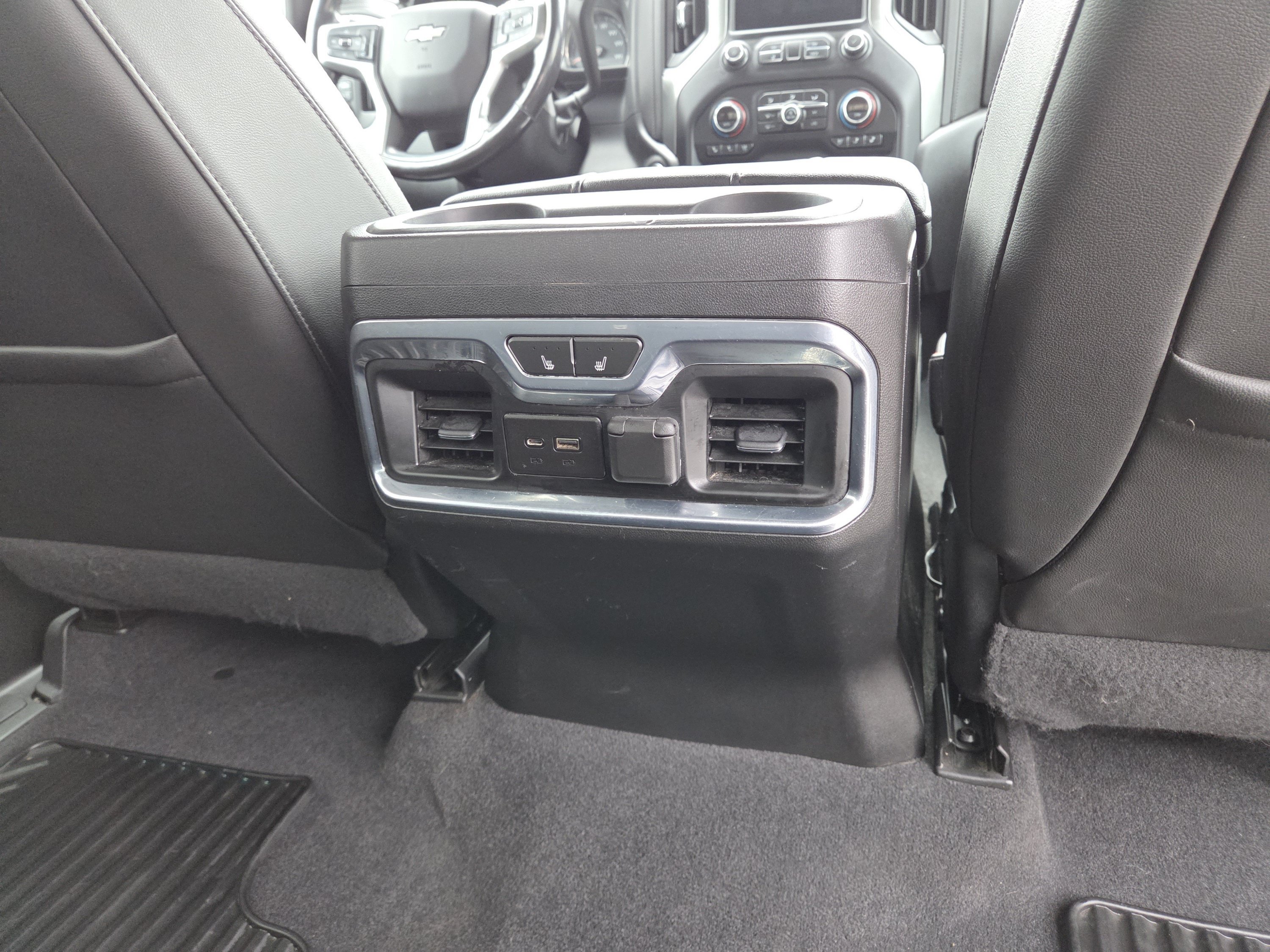 Used 2020 Chevrolet Silverado 3500 LTZ w/ LTZ Convenience Package AWD/4WD image 34