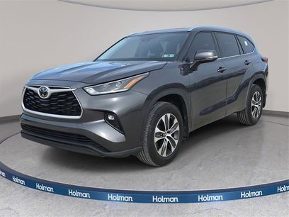 Used 2021 Toyota Highlander XLE