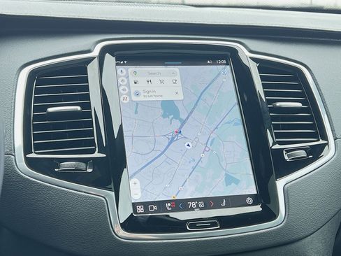 Used 2023 Volvo XC90 B6 Ultimate w/ Protection Package image 20