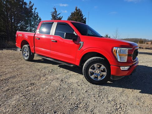 Used 2022 Ford F150 XL w/ STX Appearance Package image 2