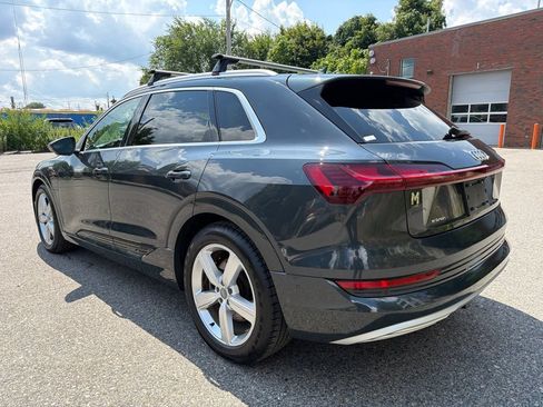Used 2019 Audi e-tron Premium Plus w/ Cold Weather Package AWD/4WD image 4