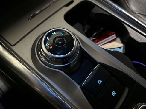 Used 2021 Ford Explorer Limited image 18