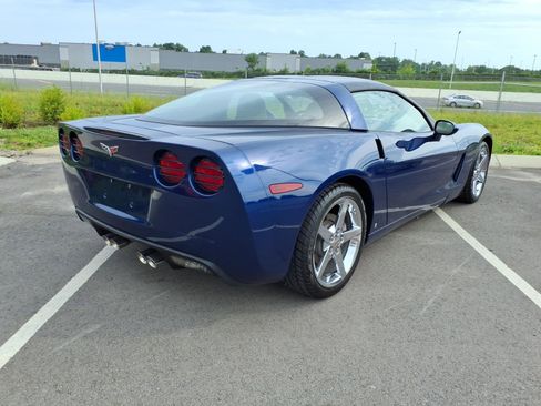 Used 2007 Chevrolet Corvette Coupe w/ Preferred Equipment Group RWD image 3