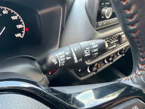Used 2023 Honda HR-V Sport image 37