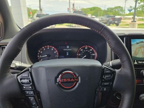Used 2025 Nissan Frontier PRO-4X w/ Pro Premium Package AWD/4WD image 38