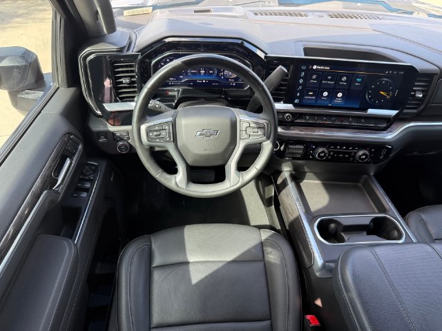 Used 2025 Chevrolet Silverado 2500 LTZ w/ Trail Boss Package AWD/4WD image 20