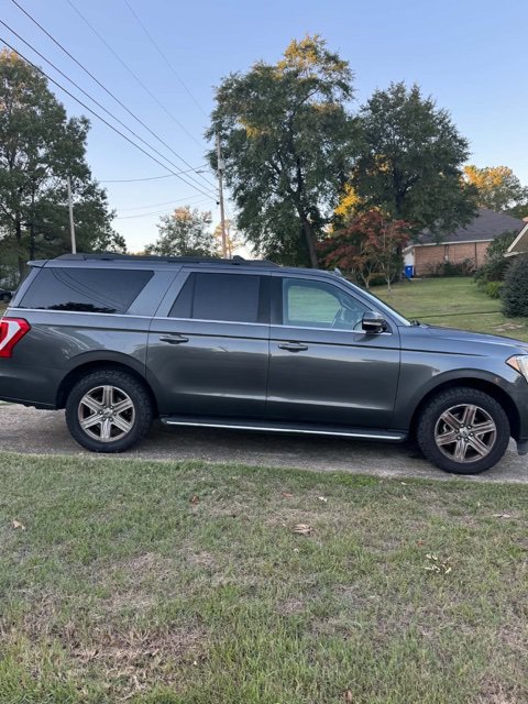 Used 2019 Ford Expedition Max XLT w/ Equipment Group 202A RWD image 1