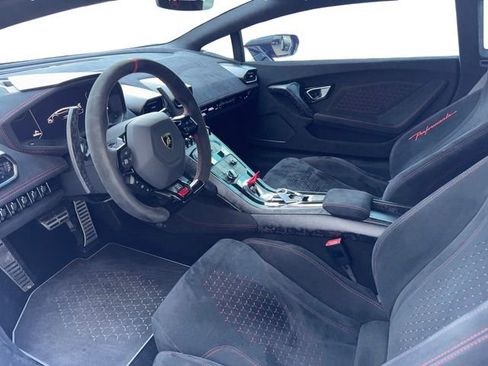 Used 2018 Lamborghini Huracan Performante image 8