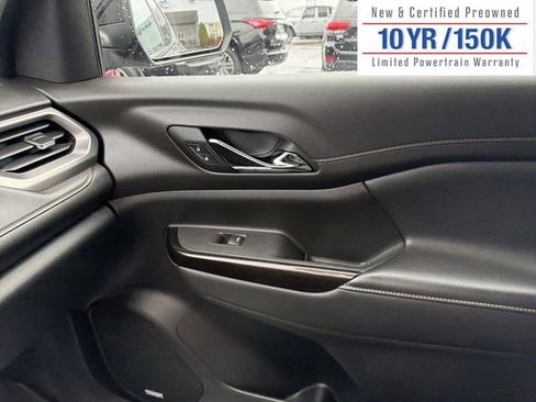 Used 2022 GMC Acadia AT4 image 24