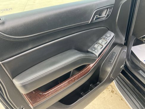 Used 2019 GMC Yukon SLT image 15