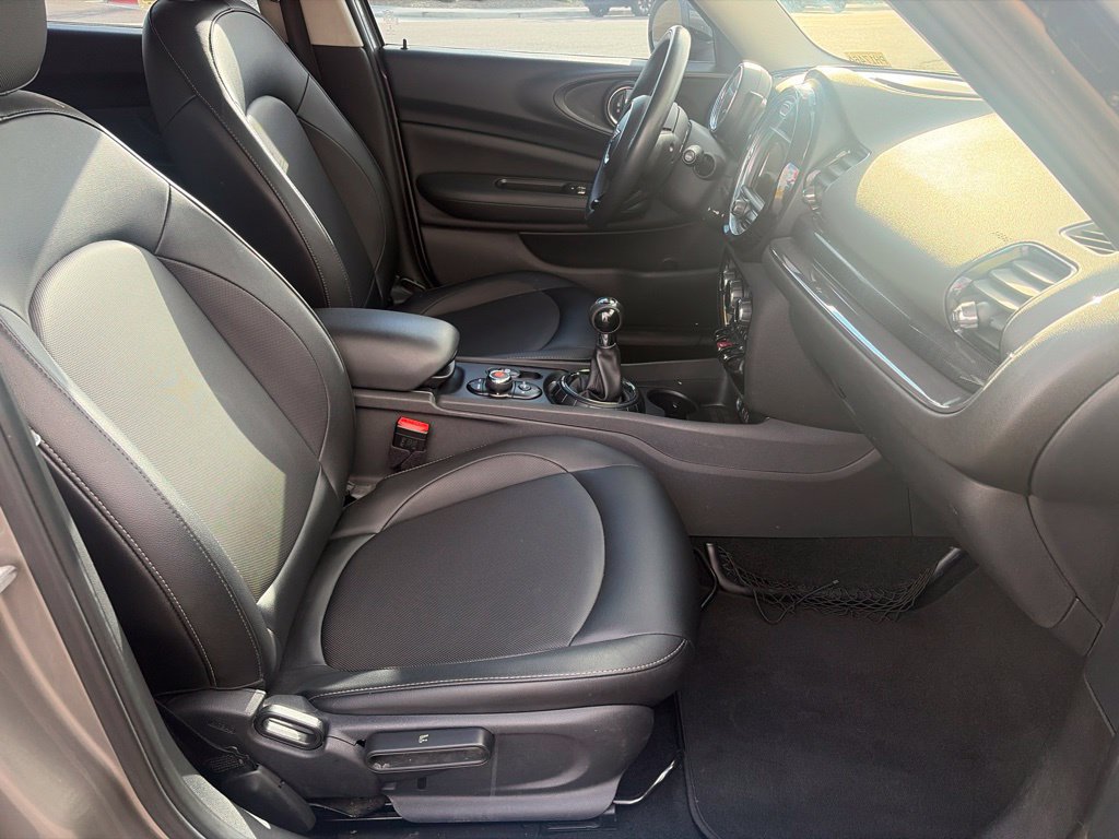 Used 2016 MINI Cooper Clubman FWD image 17