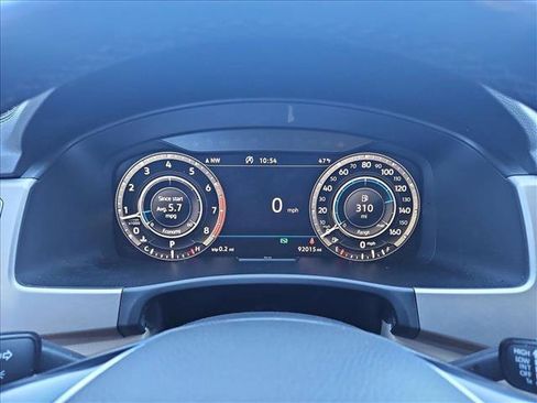 Used 2019 Volkswagen Atlas SEL Premium image 11