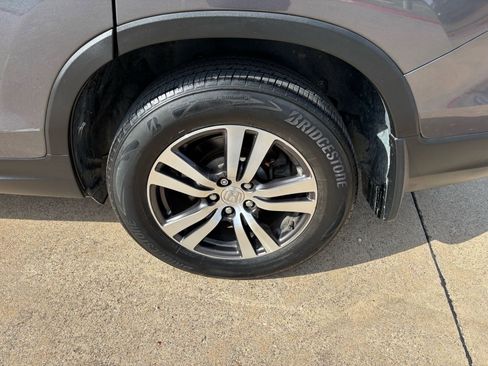 Used 2016 Honda Pilot EX image 9