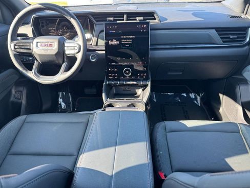 Used 2026 GMC Terrain AT4 w/ Technology Package II AWD/4WD image 14
