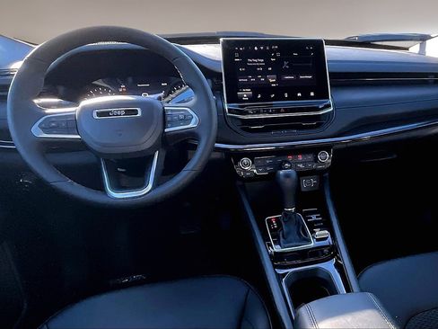 New 2026 Jeep Compass Latitude AWD/4WD image 5