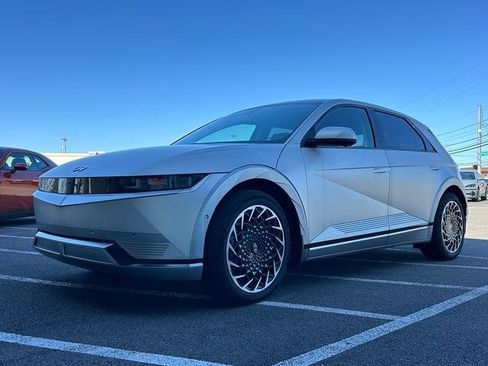 New 2024 Hyundai Ioniq 5 Limited image 1