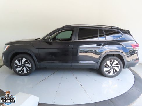 Used 2024 Volkswagen Atlas SE FWD image 7
