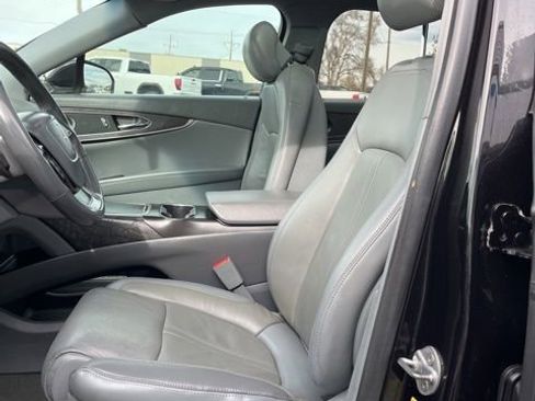 Used 2019 Lincoln Nautilus Reserve image 26