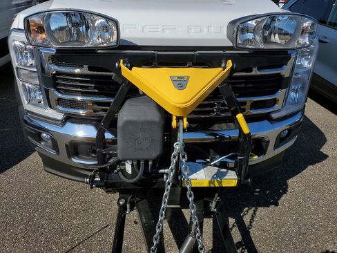 New 2024 Ford F450 XL image 5