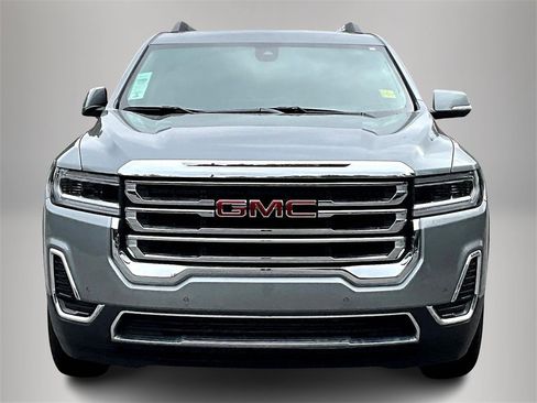 Certified 2023 GMC Acadia SLE w/ Driver Convenience Package image 3